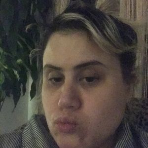 Meet your Posher, Suzanne